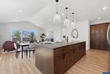 1715 Hankel St - Photo 11
