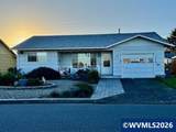 1841 Umpqua Rd - Photo 1