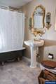 2042 Summit Av - Photo 22