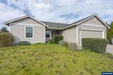 1667 Wendy St - Photo 1