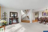 2874 Laurelwood Ct - Photo 12