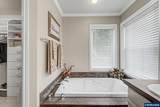 2874 Laurelwood Ct - Photo 35