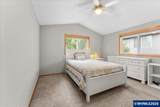 1064 Ashwood Ct - Photo 21