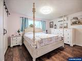 889 45th Av - Photo 16