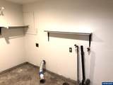 825 Treewood Ln - Photo 31