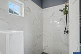 515/525 Levens St - Photo 33