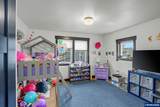 515/525 Levens St - Photo 43