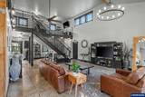 515/525 Levens St - Photo 8