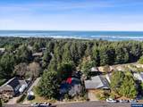 1420 Fairway Dr - Photo 38