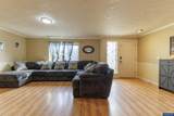 3047 Leah St - Photo 8