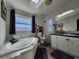 3025 Hollyridge Lp - Photo 12