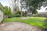1447 Filbert St - Photo 18