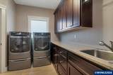 2074 Celeen Av - Photo 31
