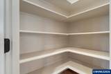 2074 Celeen Av - Photo 32