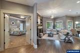 2074 Celeen Av - Photo 9
