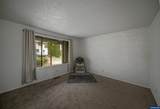 854 George St - Photo 8