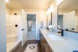 950 6th St - Photo 16