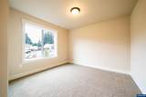 950 6th St - Photo 17