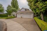 915 Irwin Ct - Photo 2