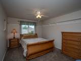 915 Irwin Ct - Photo 40