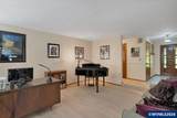 4466 Viewcrest Rd - Photo 28