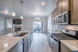 1531 Barberry Av - Photo 12