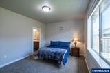 1531 Barberry Av - Photo 25