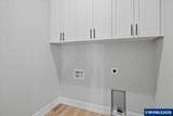 1026 Sassafras St - Photo 17