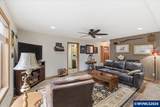 641 Ashley St - Photo 11