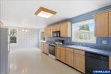 913 1st Av - Photo 12