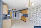 913 1st Av - Photo 14