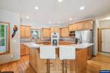 724 Lost Ln - Photo 9
