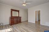 1615 Sisters Ct - Photo 14