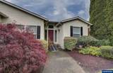 1615 Sisters Ct - Photo 2
