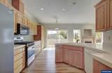1615 Sisters Ct - Photo 8