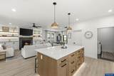 835 Reagan St - Photo 14