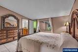 23501 Sunnycrest Rd - Photo 24