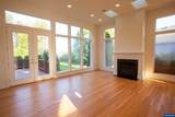 2075 Violet Av - Photo 8