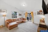 1423 Snowberry Av - Photo 11