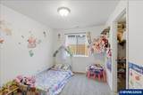 1423 Snowberry Av - Photo 32