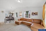 1423 Snowberry Av - Photo 8