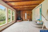 955 Harris Av - Photo 8