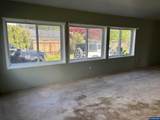1028 Linn Wy - Photo 9