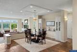 918 Hazeltine Av - Photo 11