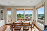 918 Hazeltine Av - Photo 25