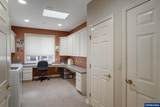 918 Hazeltine Av - Photo 34