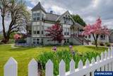1121 Main St - Photo 2