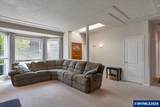 2105 Deerwind Av - Photo 8