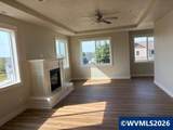 711 George Ct - Photo 13