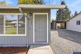 1121 Spruce St - Photo 4